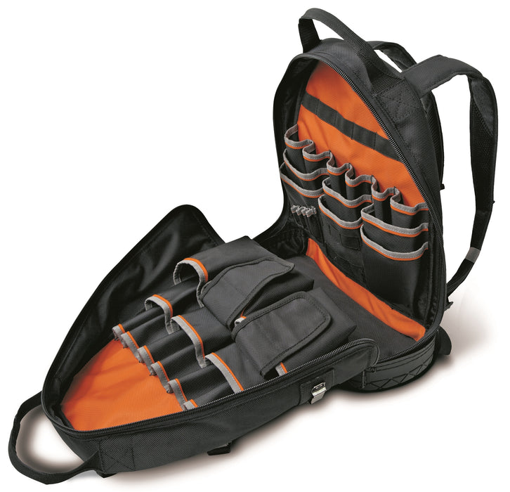 Mochila para herramientas Tradesman Pro de 36,8 cm en color negro con 39 bolsillos KLEIN TOOLS